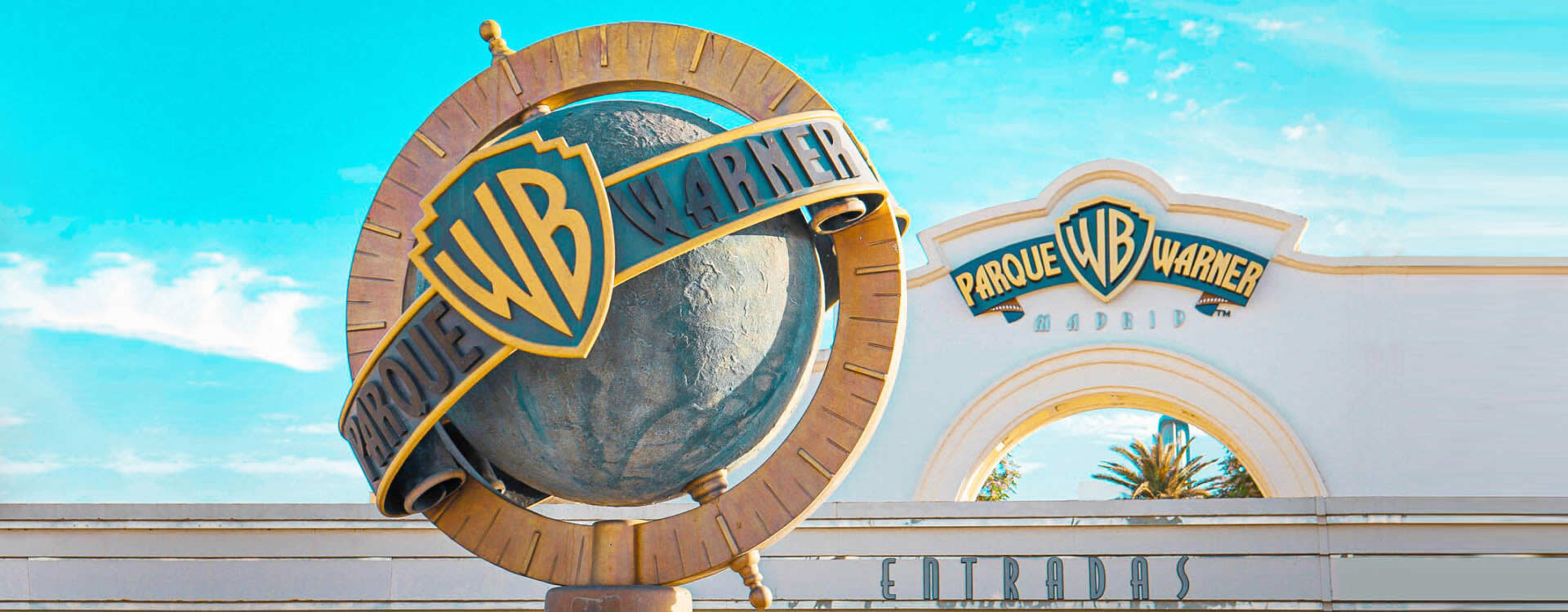 Ofertas especiales: Hospedaje y entradas Warner.